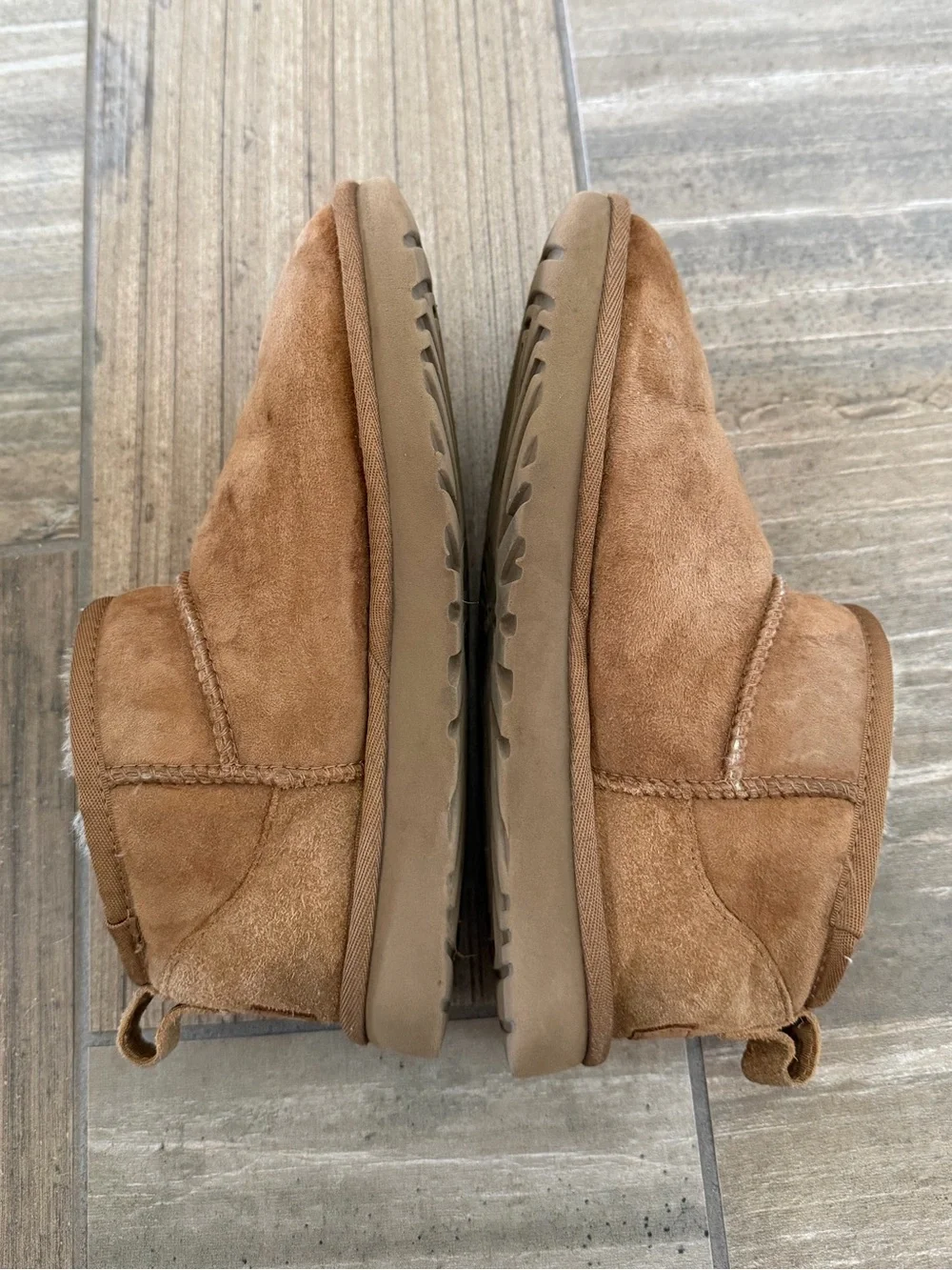 Ugg Classic Ultra Mini Women’s size 7